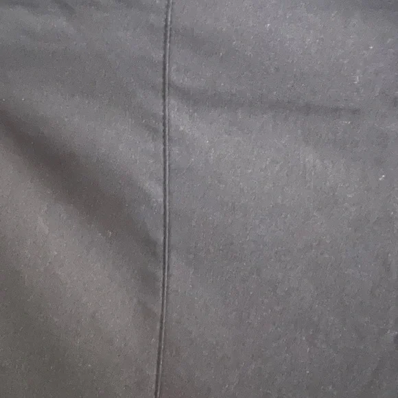 Simply Vera Vera Wang Pintuck Slim Straight Pants. Size Medium Black - Picture 9 of 9